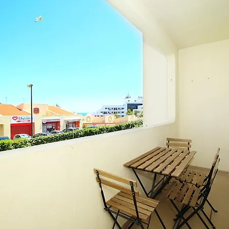 Belavista Tenis Sweethouse Апартаменти *